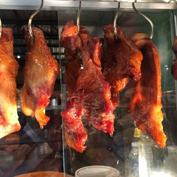 คอหมูอบโอ่ง