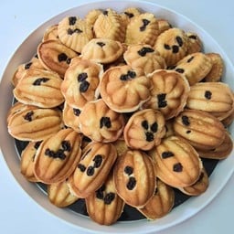 ร้านขนมไข่ (เจ้าเก่าหน้าศาล)