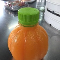 น้ำส้มคั้น