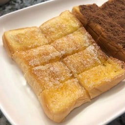 ขนมปังปิ้ง เนยน้ำตาล