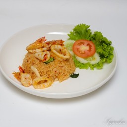 ข้าวต้มยำแห้งทะเล