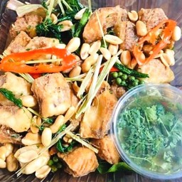 ปลาทับทิมทอดทอดสมุนไพร แบบแร่เนื้อ