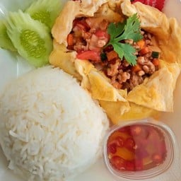 ชุดข้าวไข่เจียวยัดไส้