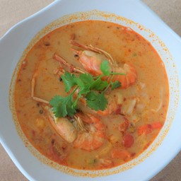 ก๋วยเตี๋ยวต้มยำกุ้ง