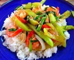 ผัดพริกหยวก ผัดพริกสด กุ้งราดข้าว ไข่ดาว