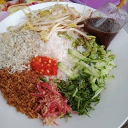 ร้านกะบะห์ข้าวยำ(ข้างดับเพลิง)