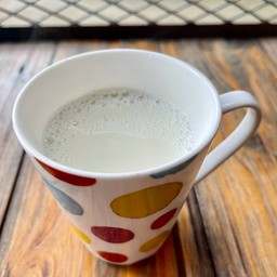 นมสดร้อน