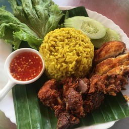 Fried Chicken Biryani With Herbs