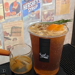 อเมริกาโน่พีชโซดา