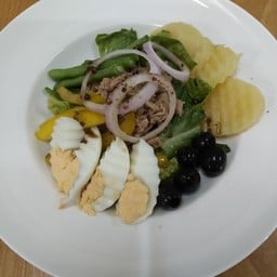 สลัดนิซัวร์