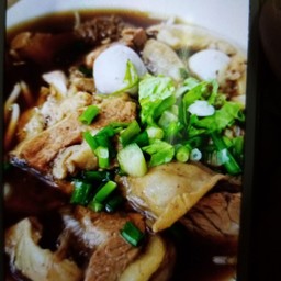 ก๋วยเตี๋ยวเนื้อสด