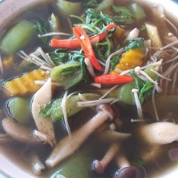 แกงเห็ดสามอย่าง