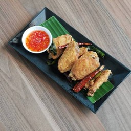 ปีกไก่ทอดเกลือ