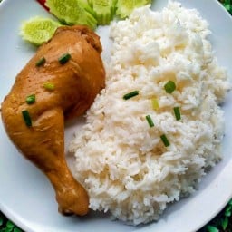 ร้านข้าวไก่ตุ๋นตามสั่ง