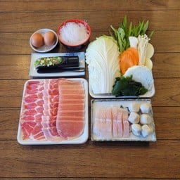 ชุดหมู...หม่ำกับแฟน