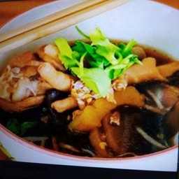 เกาเหลาไก่ตุ๋น