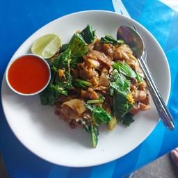 รสดีก๋วยเตี๋ยวต้มยำหมูมะนาว.ข้าวขาหมู