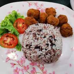 ข้าวหน้าไก่ป้อปทอดราดข้าว เจ