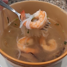 ก๋วยจั๊บญวนกุ้งสด