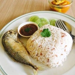กับข้าวกับปลา ปลาทอด ปลาเค็ม