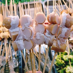 สามชั้นพันไส้กรอกไก่