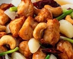 ไก่ผัดเม็ดมะม่วง