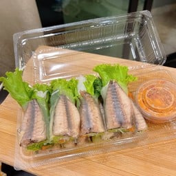 เมี่ยงปลาทูโรล