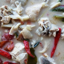 ต้มข่าไก่