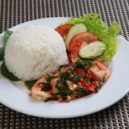 ข้าวผัดกะเพรากุ้ง