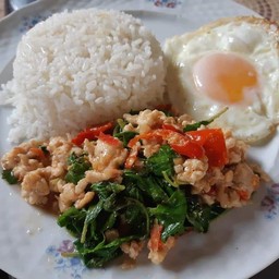 ผัดกระเพราไก่สับ
