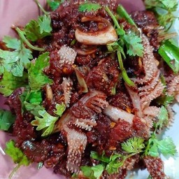 ลาบเนื้อขมดิบ