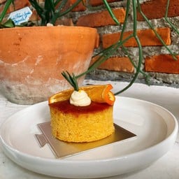 เค้กส้มอัลมอล