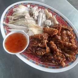 ไก่สับผสมจานเล็ก