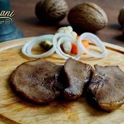 ลิ้นหมูทอดเค็ม