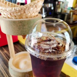 น้ำปั่น ชากาแฟ กลางบ้านซอย