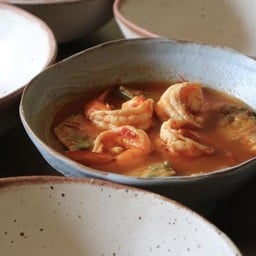 แกงส้มชะอมกุ้ง