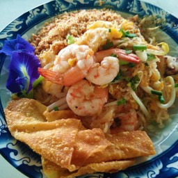 ผัดไทยกุ้งสด