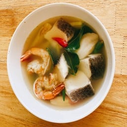 ต้มยำกุ้ง นำ้ใส