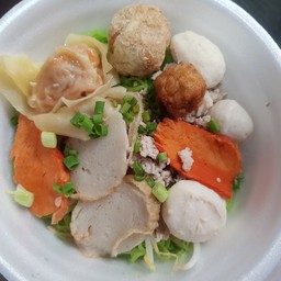 ก๋วยเตี๋ยวน้ำใส