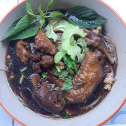 ก๋วยเตี๋ยวไก่