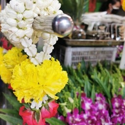 น้ำผึ้ง ร้านดอกไม้สด (แถวสถานีรถไฟ) สาขา 1