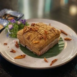 หมูกรอบฮ่องกง S