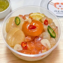 ข้าวหน้าโฮตาเตะ แซลมอน กุ้งและไข่ดองซีอิ๊วเกาหลี