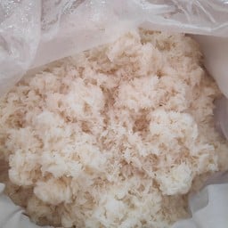 หมูปิ้งนมสด  ตลาดสนามบิน