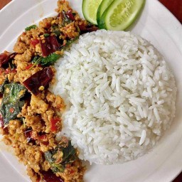 จานโตตามสั่ง