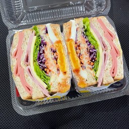 จัมโบ้(โบโลน่าแฮมชีสและไข่ดาว)