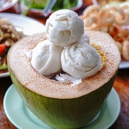 ร้านส้มตำปูม้ารสทิพย์ หนองป่าครั่ง