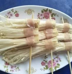 หม่าล่า O&P ตรงข้ามเสริมไทยคอมเพล็กซ์