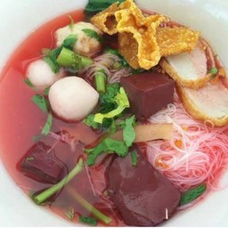 ชายสี่ บะหมี่เกี๊ยว @โข่งคาร์แคร์