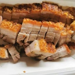 หมูกรอบ
